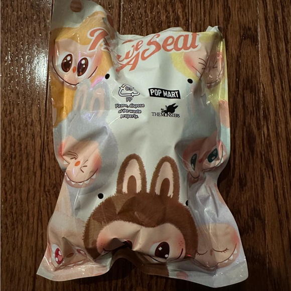ZIZI POP MART Unopened Labubu Have a Seat Vinyl Plush Keychain Blind Box - Picture 6 of 10